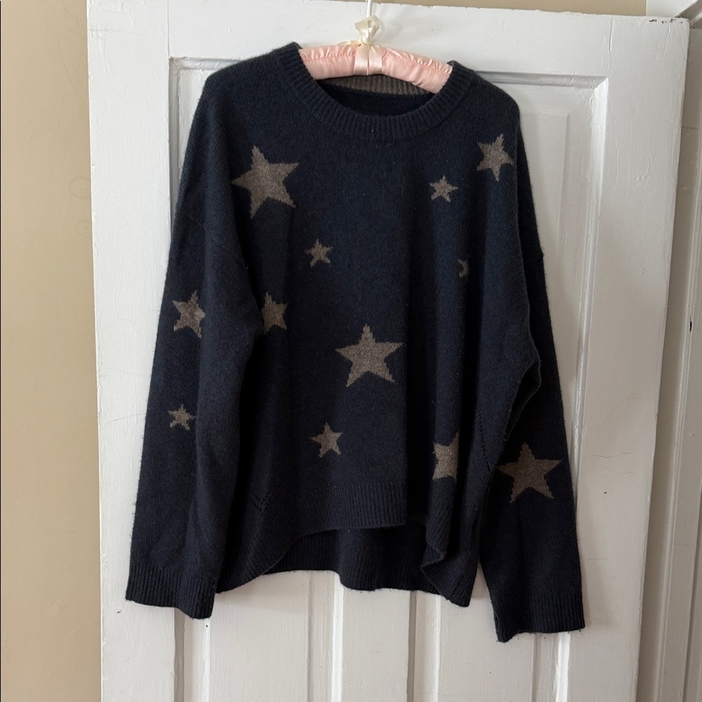 Markus Stars Sweater
100% Cashmere